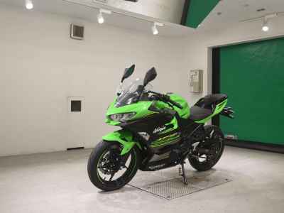 Kawasaki Ninja 400 KRT Edition 2019