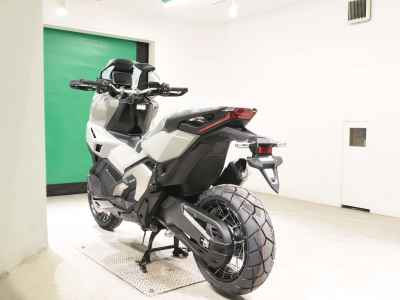 Honda X-Adv 750 2026