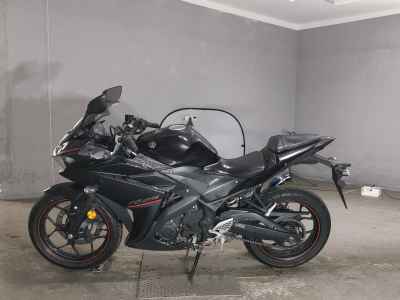 Yamaha YZF-R25