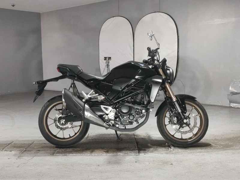 Honda CB250R 2019