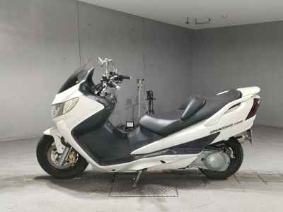 Suzuki Skywave 250S