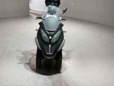Piaggio MP3 250LT