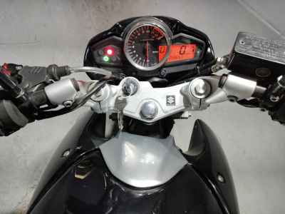 Suzuki GSR250