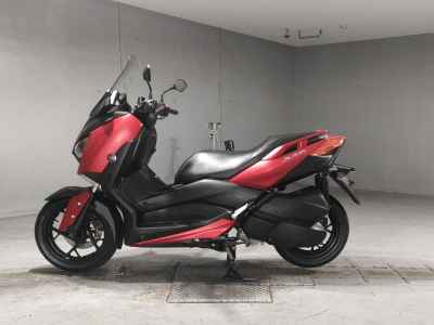Yamaha XMAX 250