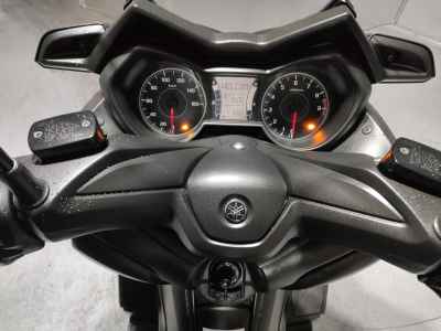 Yamaha XMAX 250