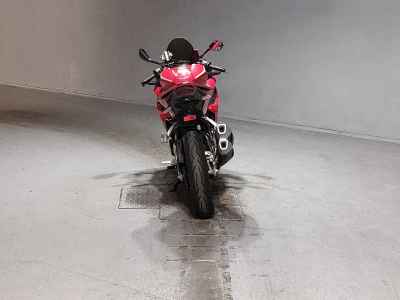 Honda CBR250RR