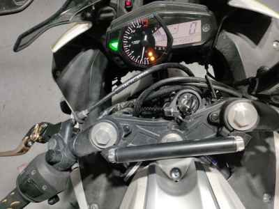 Yamaha YZF-R25 2018