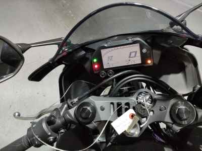 Yamaha YZF-R25 2023