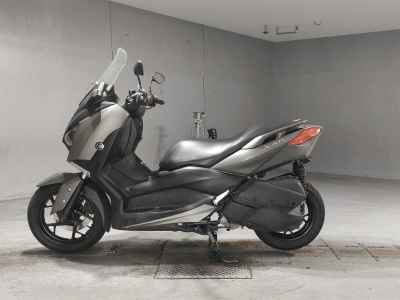 Yamaha XMAX 250