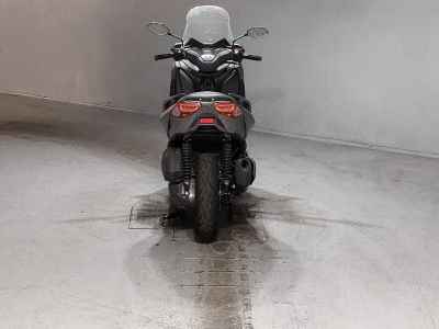 Yamaha XMAX 250