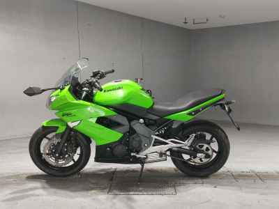 Kawasaki Ninja 400R 2012