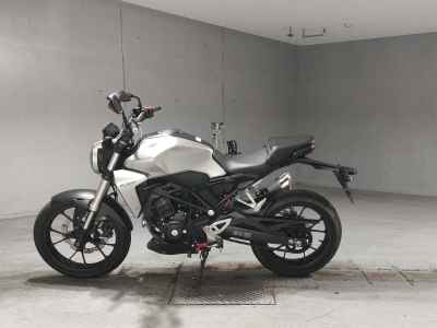 Honda CB250R 2018
