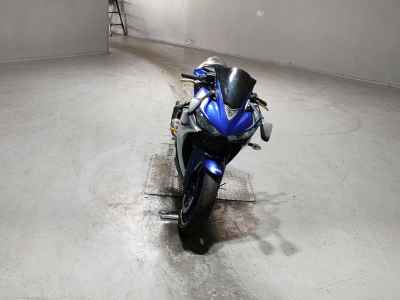 Yamaha YZF-R25 2015