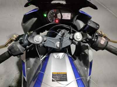 Yamaha YZF-R25 2015