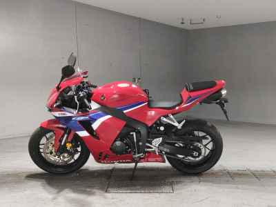 Honda CBR600RR 2024