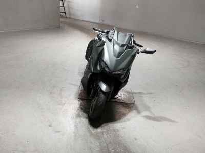 Yamaha TMAX 560 2021