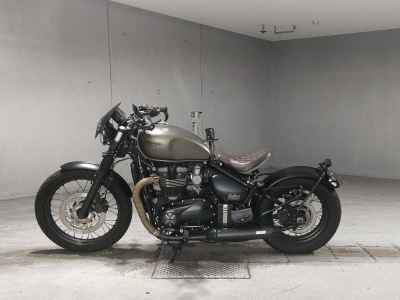 Honda CB400 Super Boldor 2019