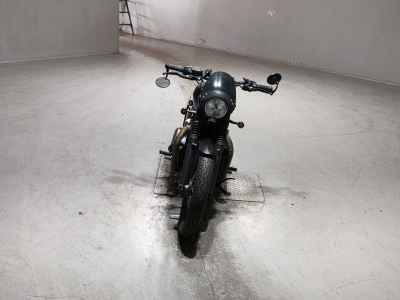 Honda CB400 Super Boldor 2019