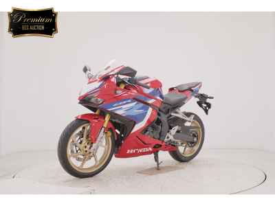 Honda CBR250RR 2023