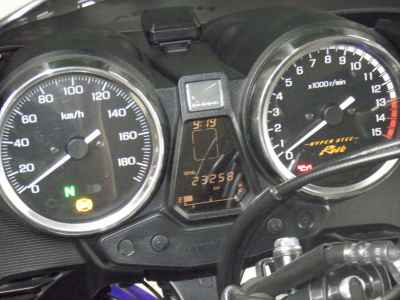 Honda CB400 Super Boldor 2024
