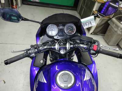 Honda CB400 Super Boldor 2024