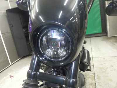 Harley-Davidson Sportster Iron XL883N 2020