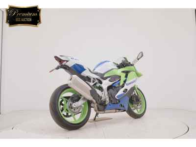 Kawasaki Ninja ZX-4RR 2024