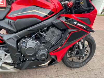 Honda CBR650R 2023