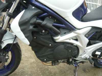 Suzuki Gladius SFV400 2011
