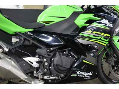 Kawasaki Ninja 400 KRT Edition 2019