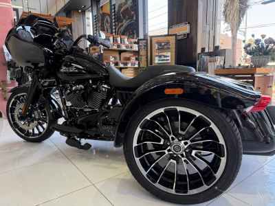 Harley-Davidson Road Glide FLTRT1870 2025