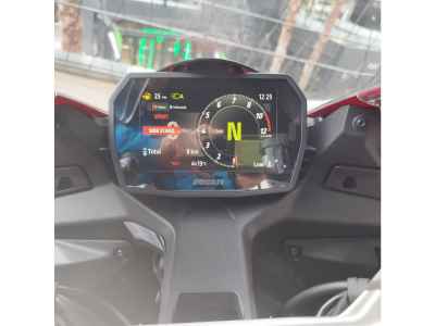Ducati Panigale V2 2025
