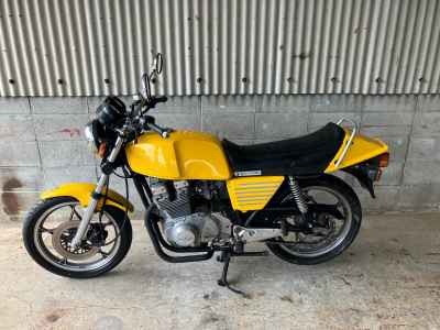 Suzuki GSX400E
