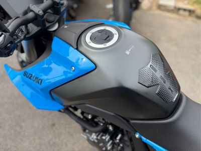 Suzuki GSX-8S 2023