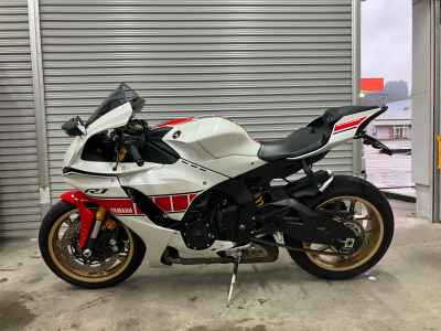 Yamaha YZF-R1 2023