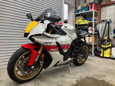 Yamaha YZF-R1 2023