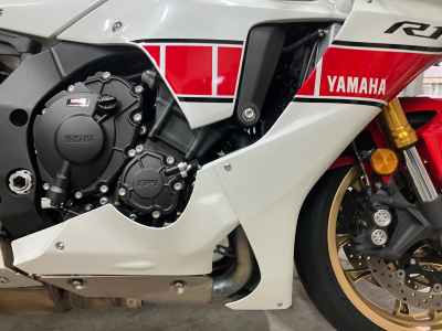 Yamaha YZF-R1 2023