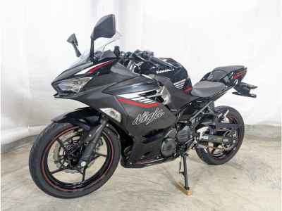 Kawasaki Ninja 400 2025