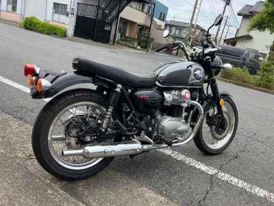 Kawasaki W800 2025