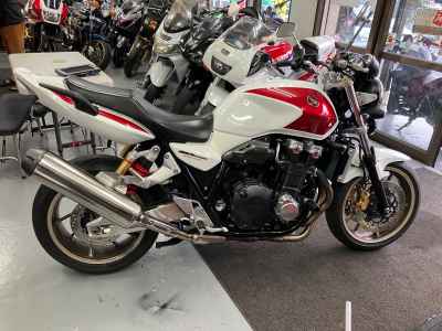Honda CB1300SF 2016