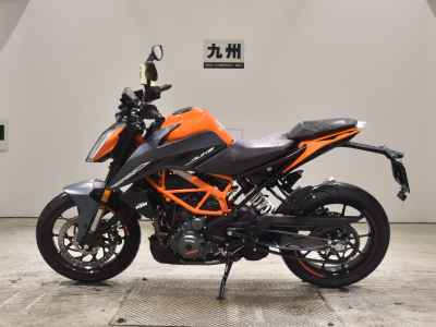 KTM 390 Duke 2025
