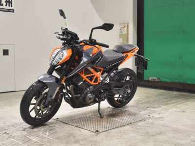 KTM 390 Duke 2025