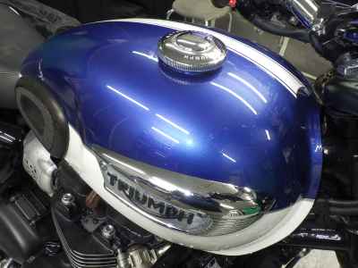 Triumph Bonneville T100 2021
