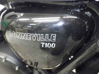 Triumph Bonneville T100 2021