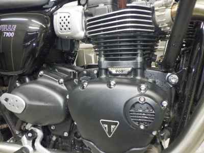 Triumph Bonneville T100 2021