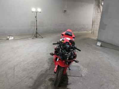 Honda CBR1000RR 2006