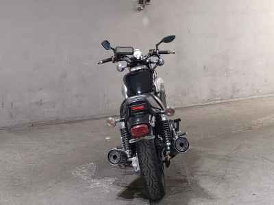Yamaha V-Max 1200 2006