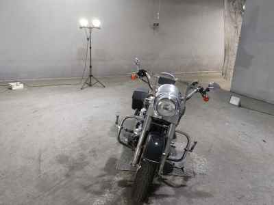 Harley-Davidson Road King FLHRC1580 2006