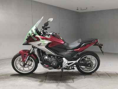 Honda NC750X 2016