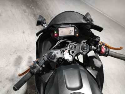 Yamaha YZF-R25